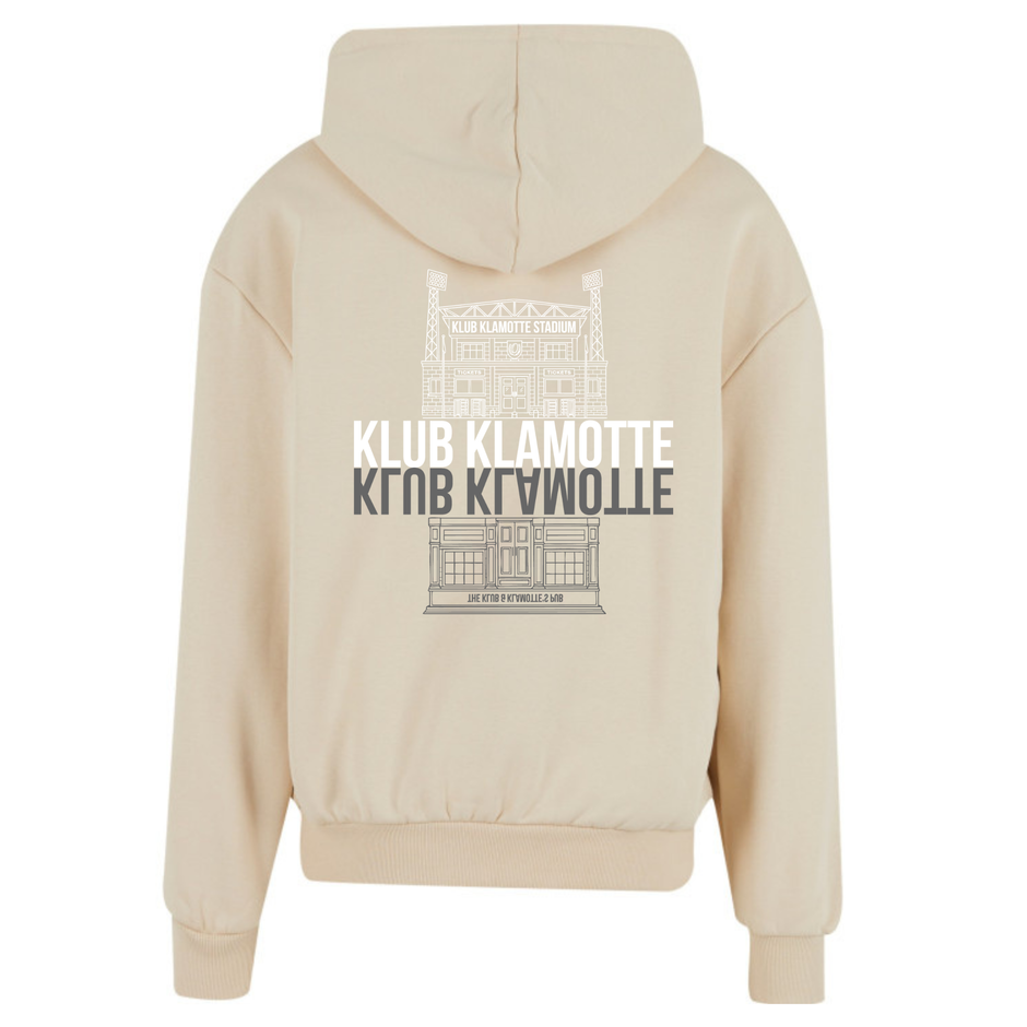 Mockup der Rückansicht des sandfarbenen Klub to Pub Hoodies