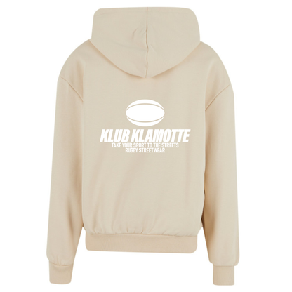 Mockup der Rückansicht des sandfarbenen Klub Streets Hoodies